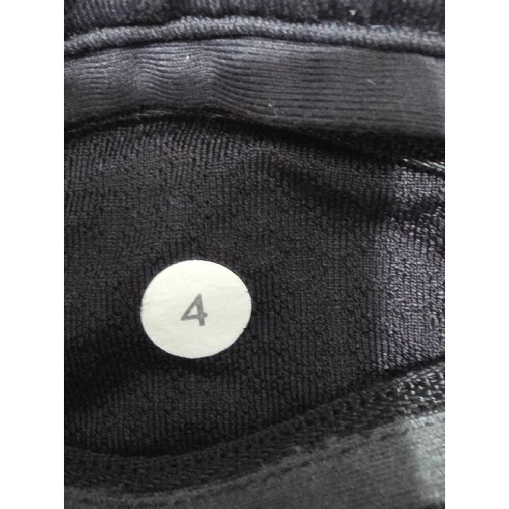 Lululemon All The Right Places leggings low rise Y2K II Black Sz 4 A008000 - Picture 9 of 9